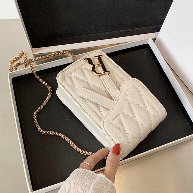 オールマッチチェーンレディーススモールバッグ2020夏新しい流行のファッションメッセンジャーバッグインネット赤い刺し糸携帯電話バッグ 手作りハンドバック12032743028