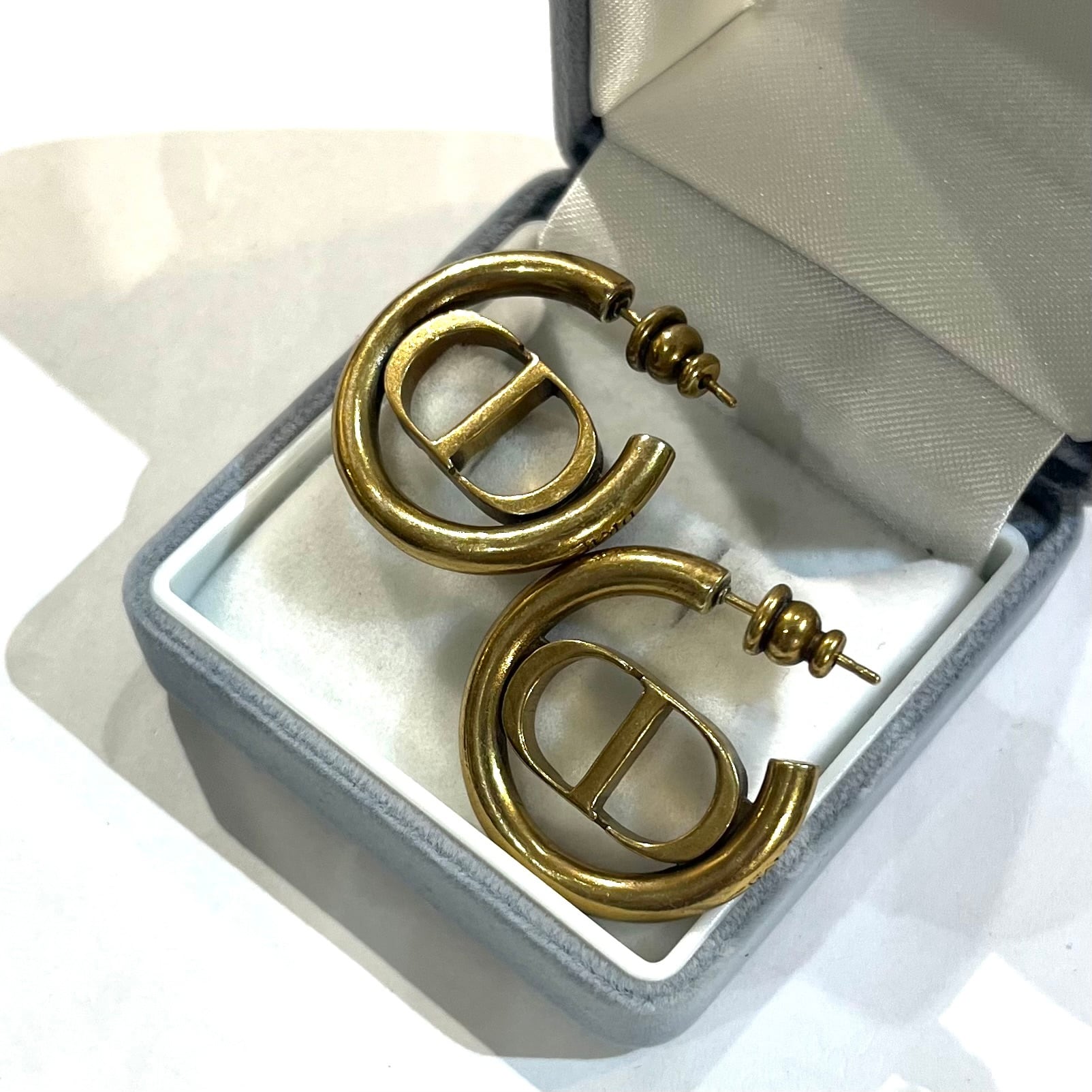 Christian Dior】2230 DIOR 30 MONTAIGNE モンテーニュ CDロゴ フープ