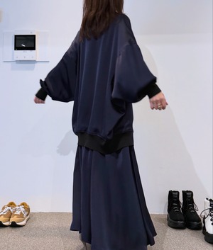 メゾンマヴェリックプレゼンツ  Draped Midi Skirt
