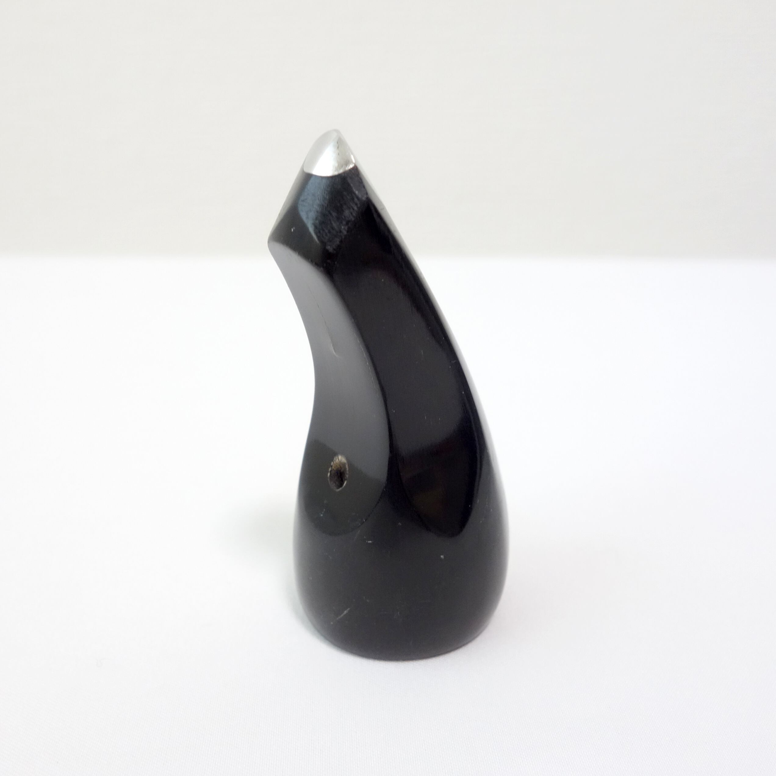 筋金の三線ばち : 黒水牛 まる型 約6cm (/爪 /ツメ/バチ) | 【三線工房