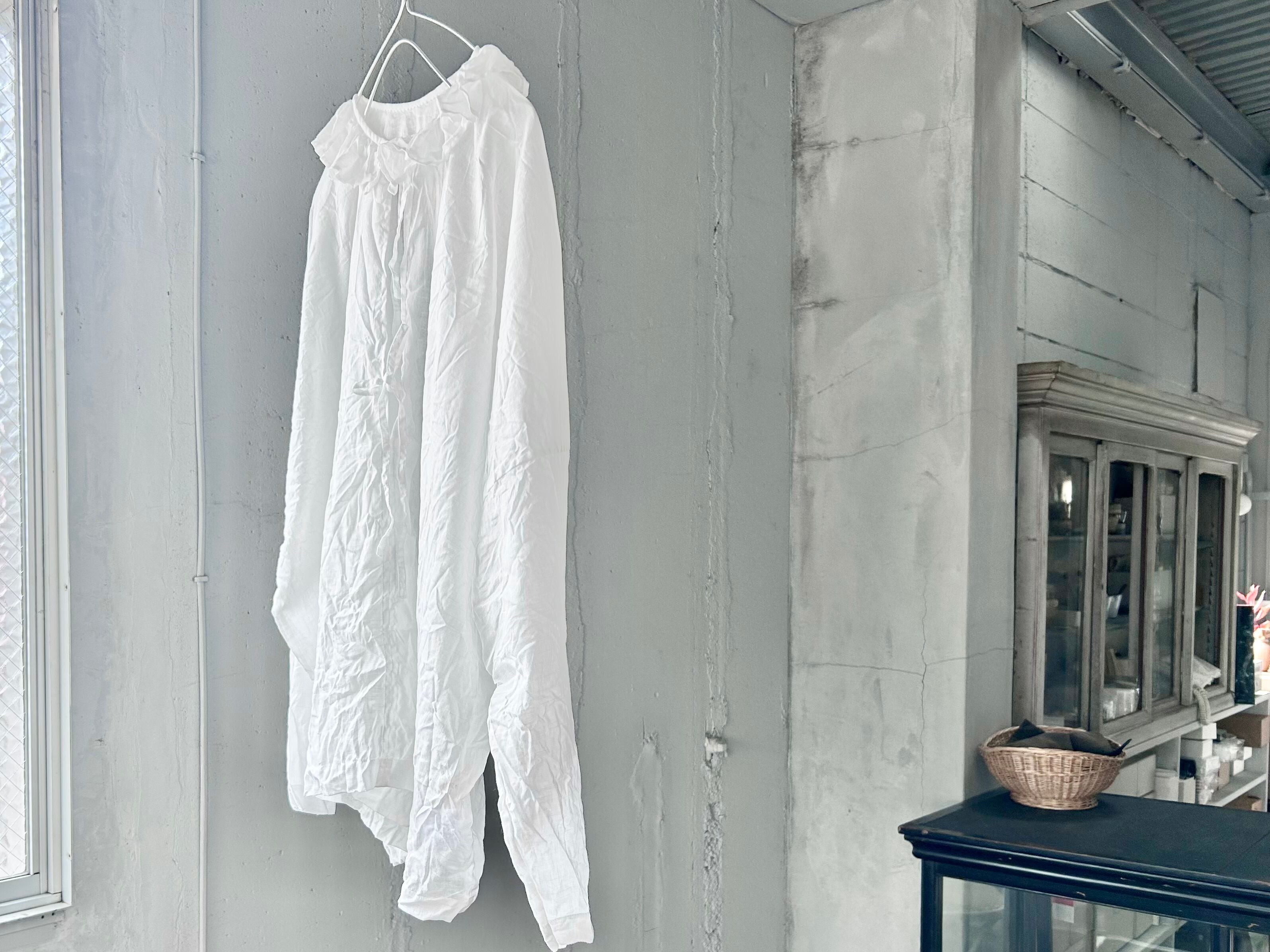 KAMIORI KAORI / frill BLOUSE / white | kamiorikaori