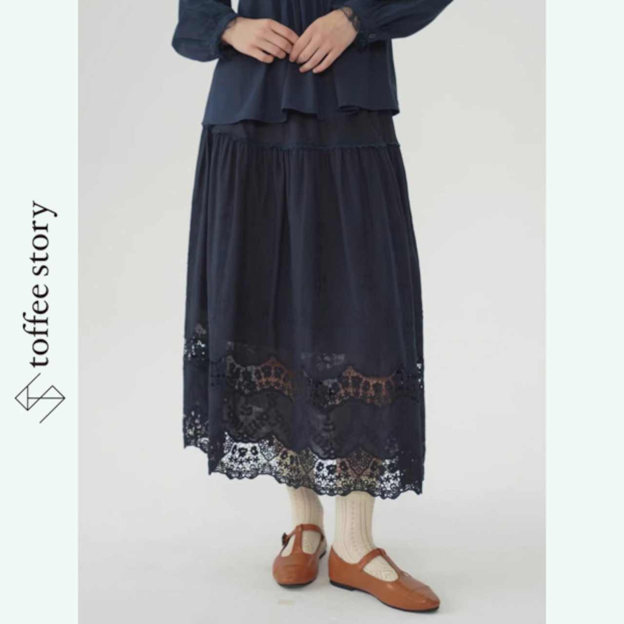【2color】透かし模様に光が宿るコットン刺繍スカート 《Y0355》