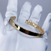 Hidden Heritage Bangle - Gold / Hibiscus -
