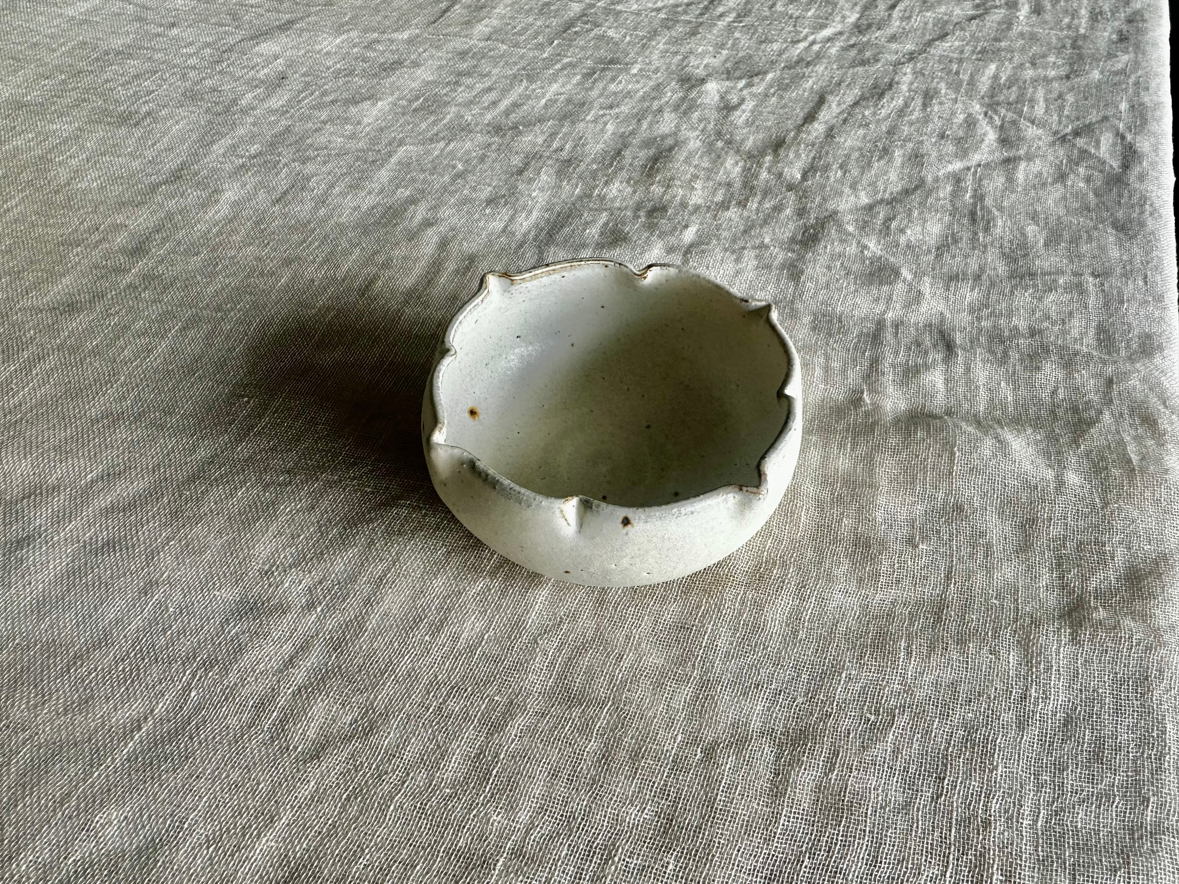 antique Shiromoegi 花かご(小)