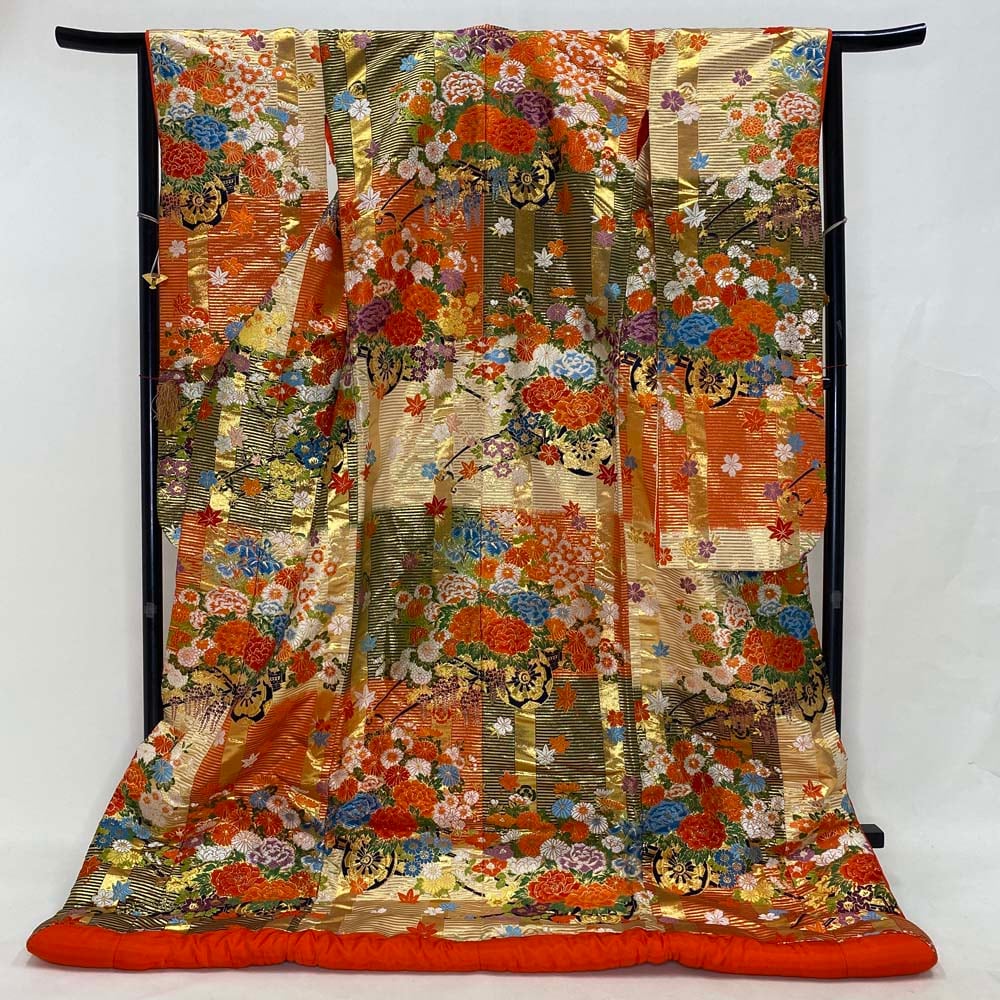 時代 打掛③アンティーク着物 明治~大正 正絹 結婚式 婚礼 ブライダル 色打掛 正絹 鶴 刺繍 赤 金 打掛 Mサイズ 裄66 花嫁衣裳 婚礼