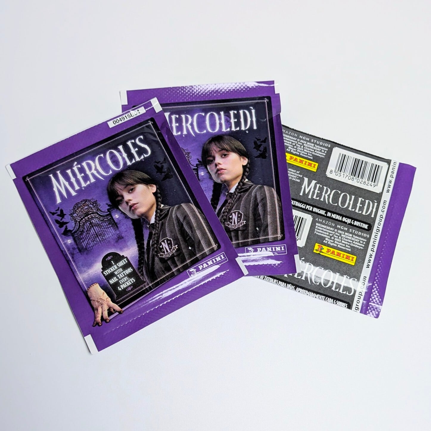 送料無料！【 Wednesday / ウェンズデー 】 Panini Stickers / パニーニ・ステッカー トレーディングステッカー 単品 （1個=4STICKER入）〚アメリカン雑貨 アメトイ〛