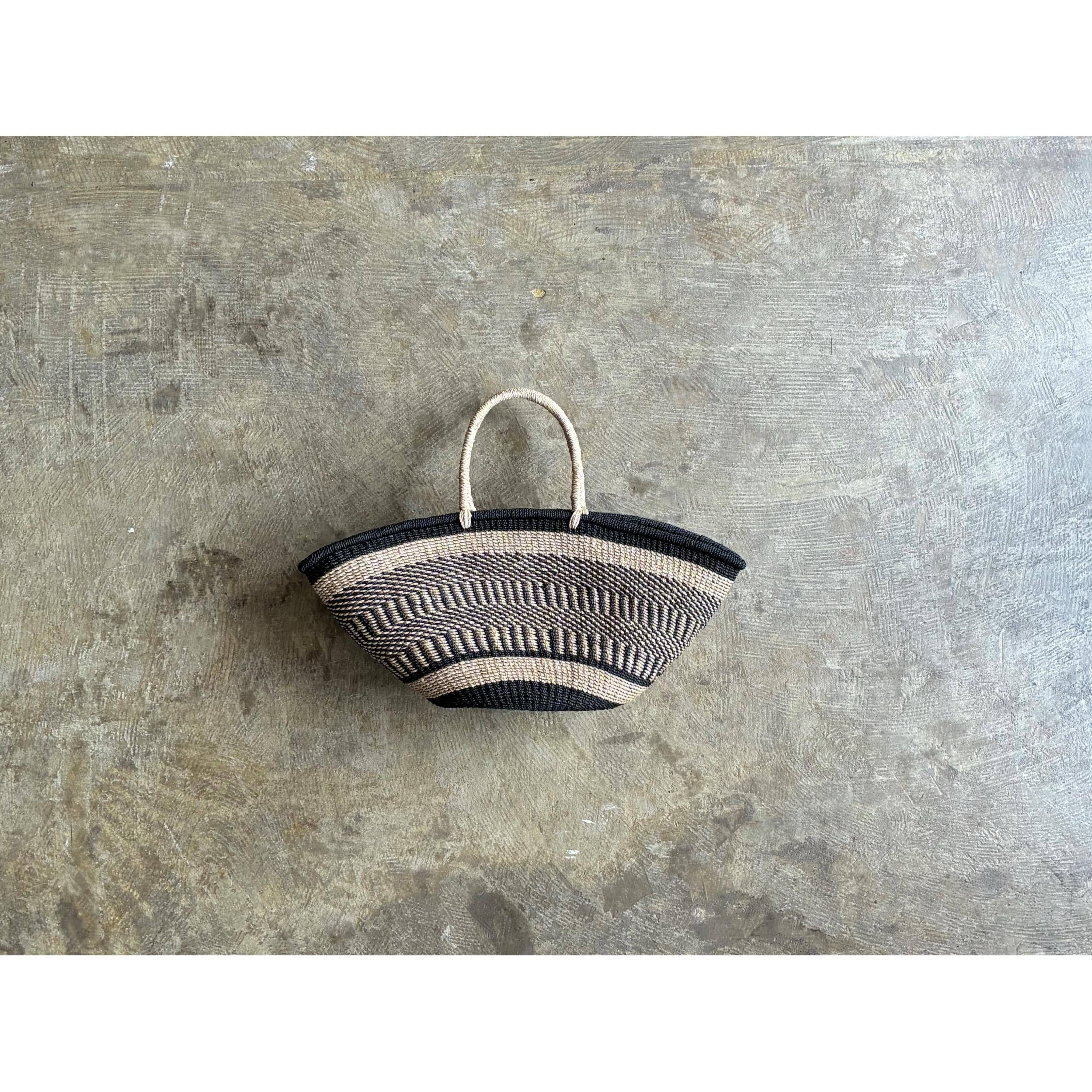 The Bagmati(バグマティ) Abaca One Handle Bag | AUTHENTIC Life Store