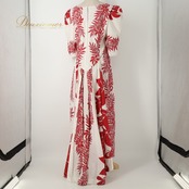 フラダンス 衣装 T&L MUUMUU FACTORY ムームーファクトリー ワンピース ドレス ホワイト系 ティアレ柄 花柄 植物柄 ハワアインプリント ハワイアン アロハ フラ ダンス レッスン 練習 ハワイアンダンス フレアスカート 白 赤 レッド系 華やか 鮮やか かわいい おしゃれ アシンメトリー