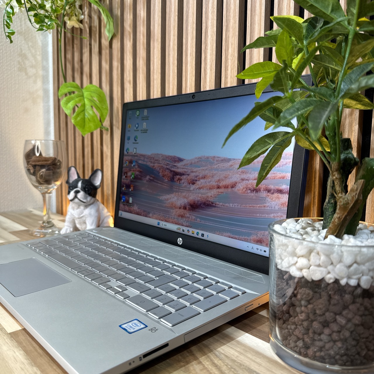 \ 公式ショップ限定価格❣️/ おすすめ《希少ブルー》HP Pavilion Laptop 15 フルHD メモリ8GB SSD128GB ノートパソコン 安心サポート＆3ヶ月保証付き