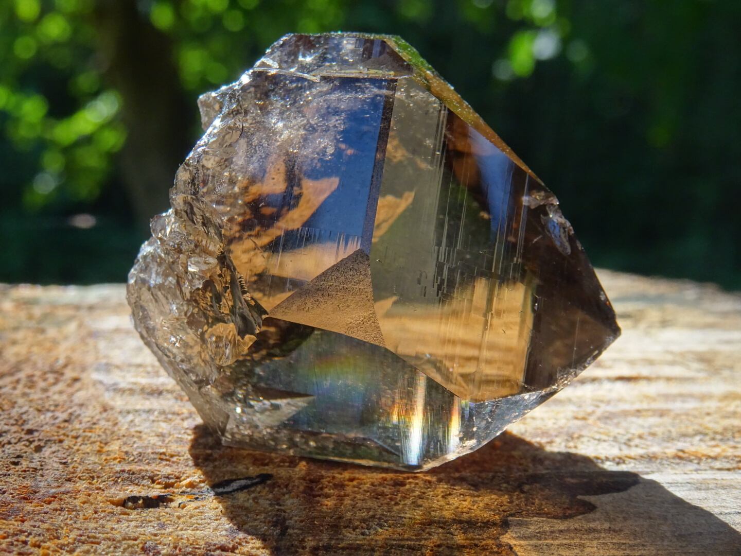 高品質】スイス スモーキークォーツ ポイント 水晶 澄み渡る清麗な姿に