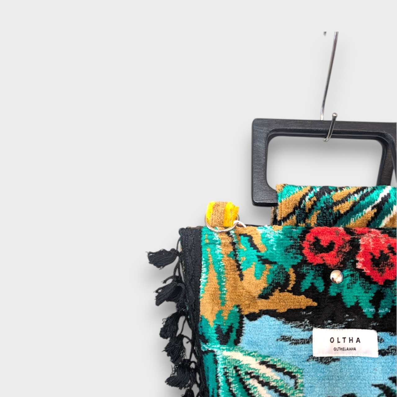 Vintage Tapestry Side Tassel Bag – (Horse Tail)