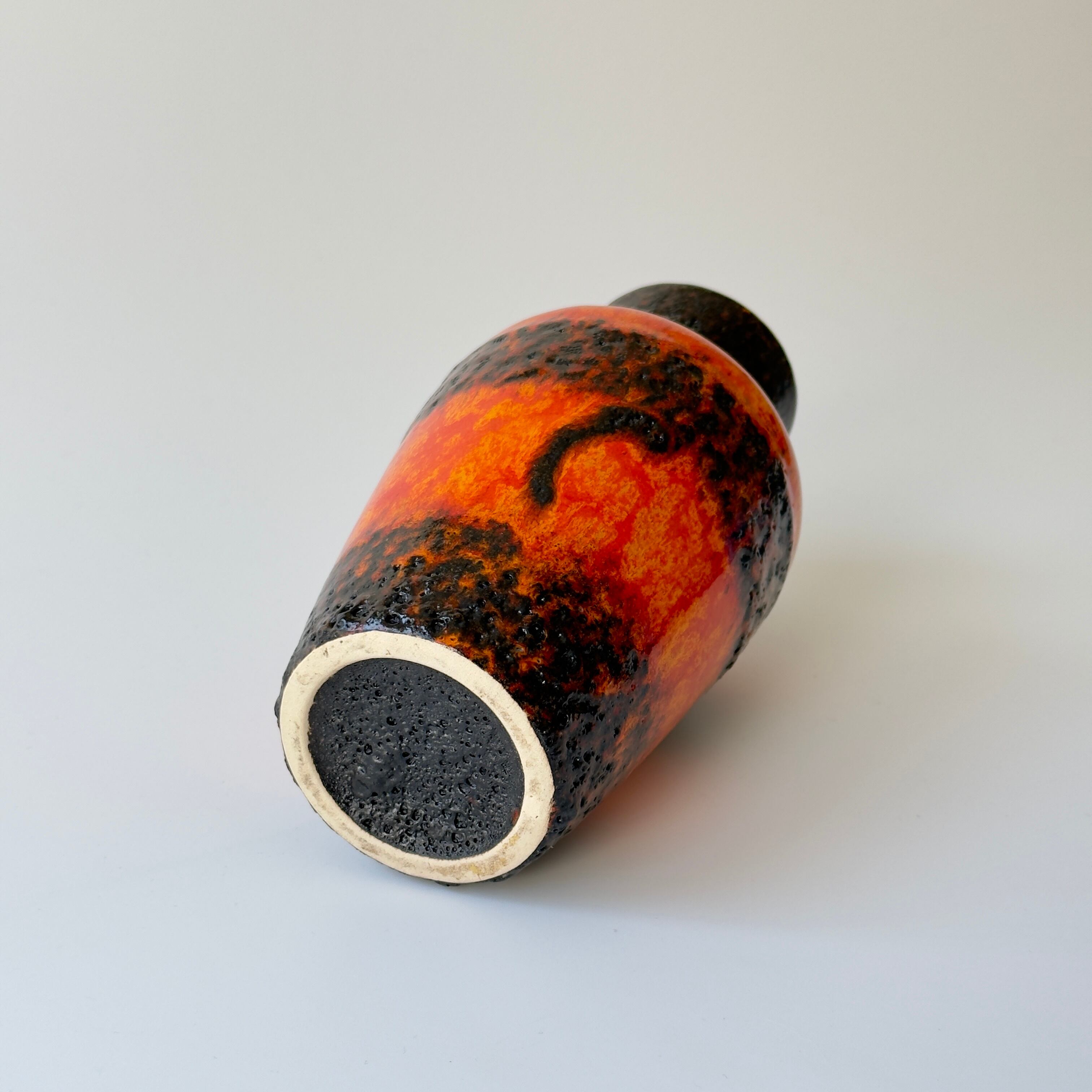 Fat Lava 花瓶 | Scheurich 523 18 | PolePoleDecor｜Vintage Vase 専門店