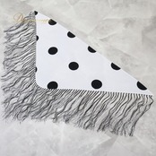 フラメンコ 衣装 シージョ ピキージョ 小物 ホワイト系 白 ブラック系 水玉模様 柄 アクセサリー 三角形 トライアングル フレコ ダンス イベント フラメンコ衣装 大きな水玉模様 練習 舞台 発表会 イベント用 おしゃれ デザイン フリンジ付き