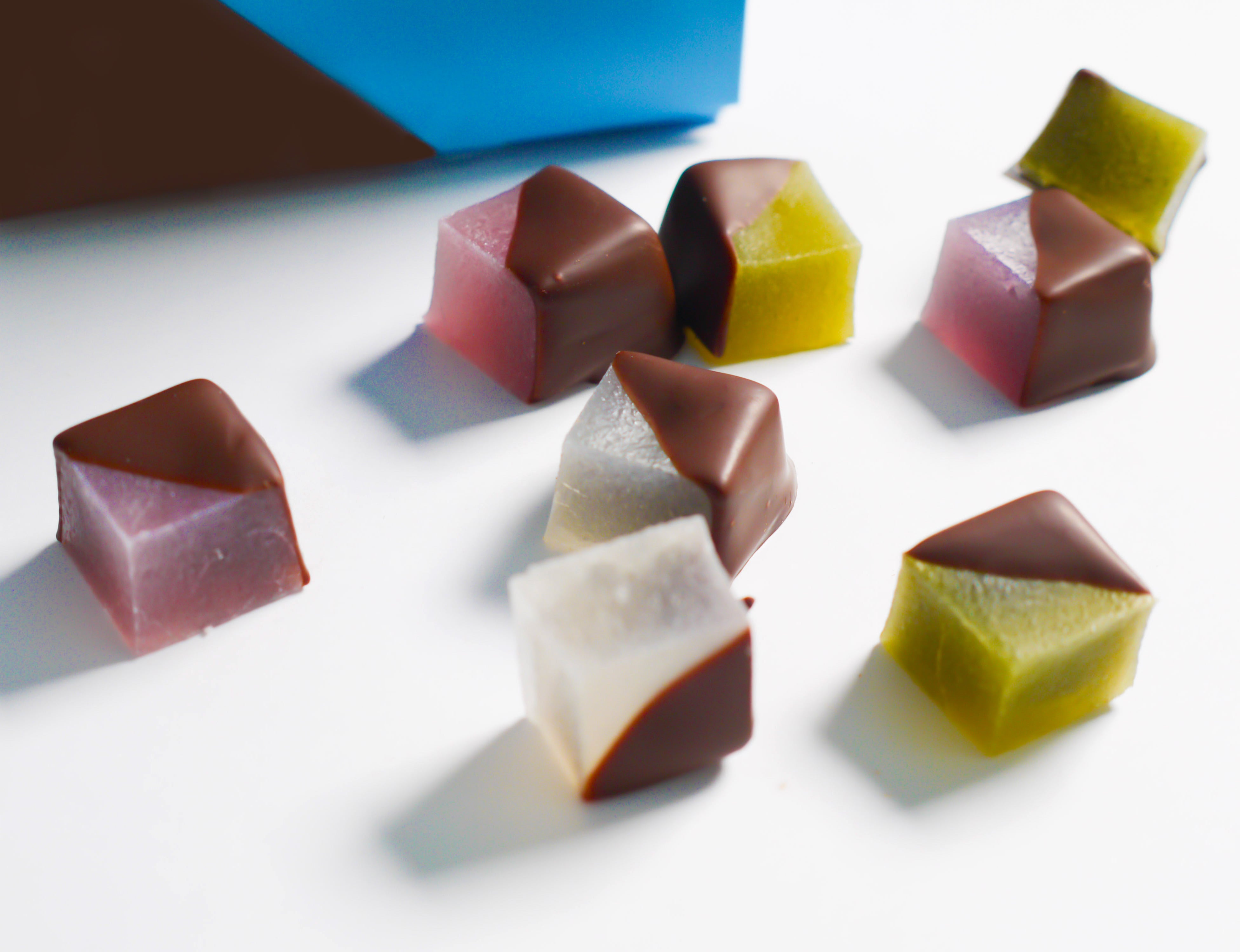 やまぐちECエール便】【チョコっトー】琥珀糖×チョコレート | LAWAKU