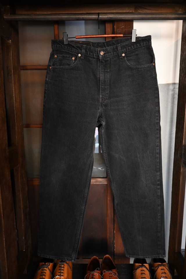 levi's 550 black denim pants  36/32  725