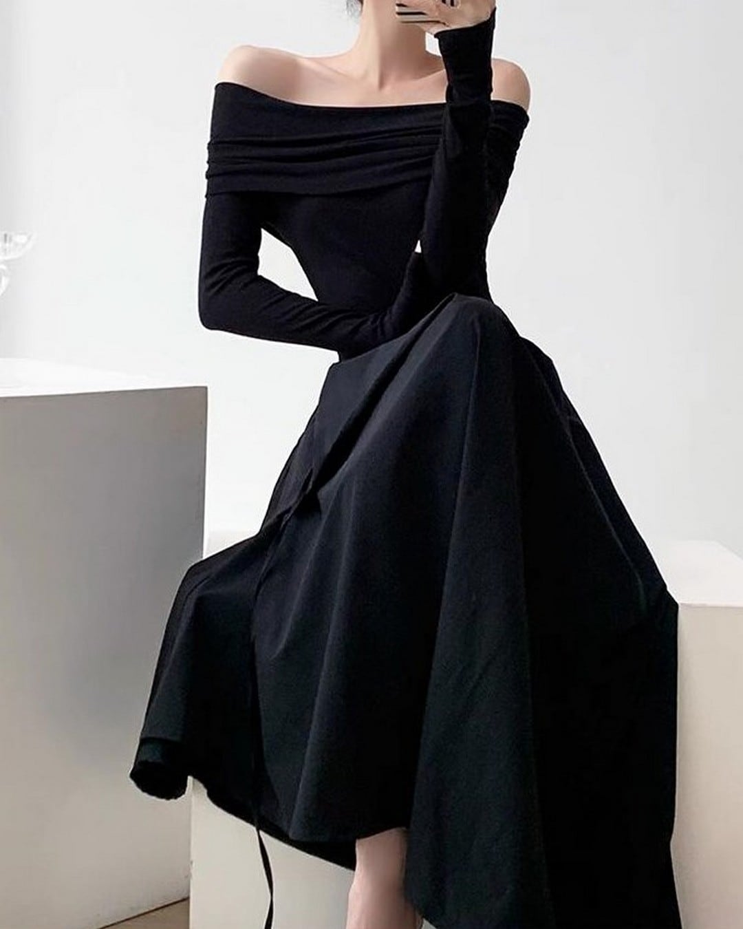 オフショルダーフレアデザインワンピース A24167