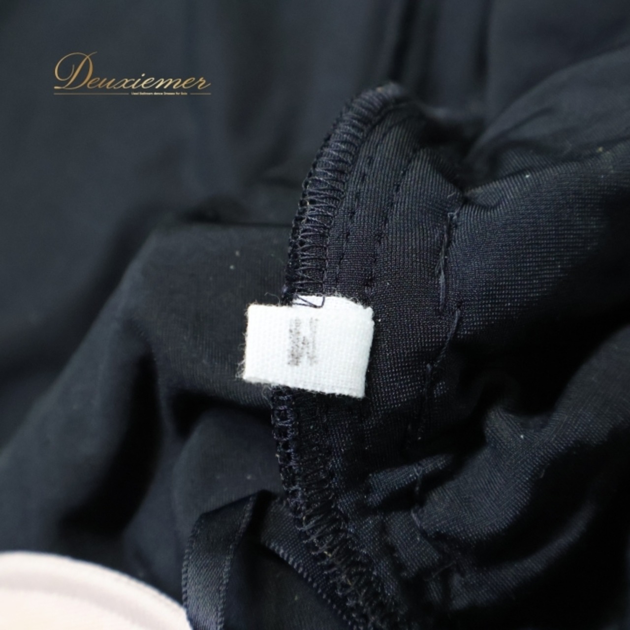 社交ダンス 衣装 白樺ドレス スタンダード ドレス ワンピース 黒 フロート デモ 競技 ダンス パーティ 発表会 上品 高級感 ブラック系 おしゃれ エレガント 美しい ダンス衣装 競技用ドレス 発表会用ドレス ダンスパフォーマンス