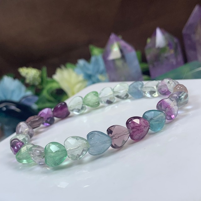 ランダム発送☆フローライトハートカット ブレスレット