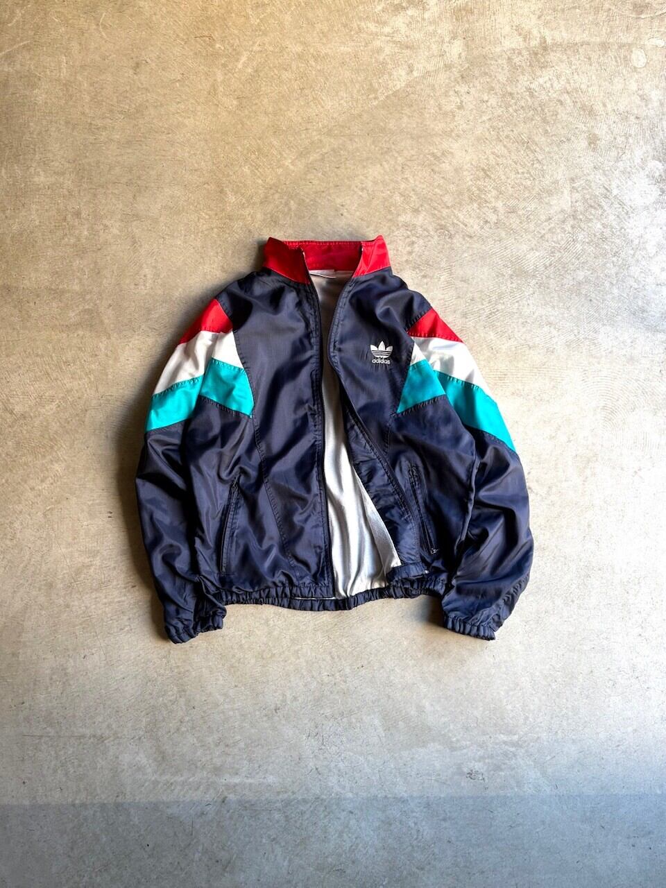 台湾製 80's adidas “NYLON TRACK JACKET”