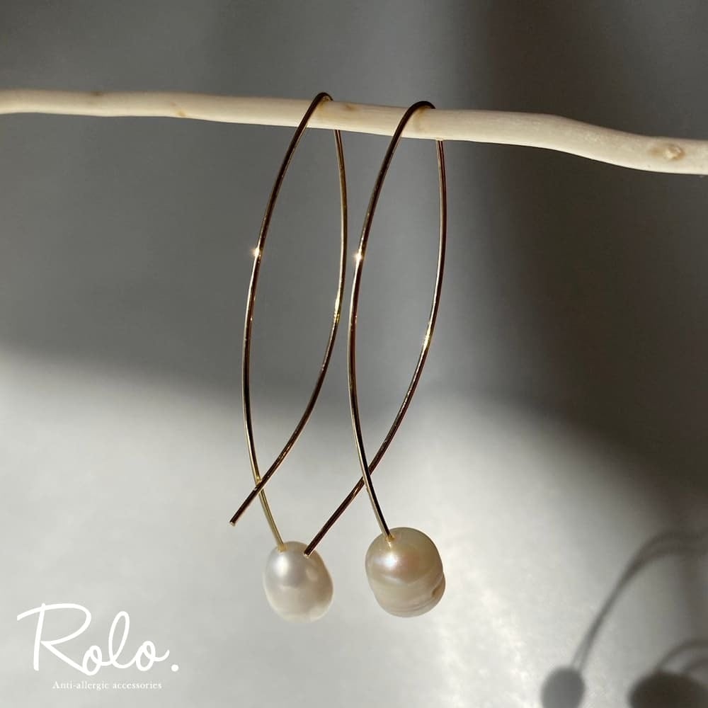 淡水パールハングフックピアス 14kgf | Roloshop BASE店