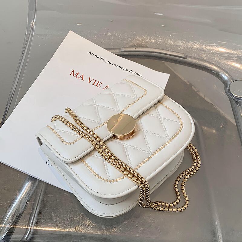 小さなバッグ2020の女性の人気の新しい流行のファッションチェーンショルダーメッセンジャーバッグネット有名人野生の小さな正方形のバッグの感覚 Tiancai_Wing_Bag5321669