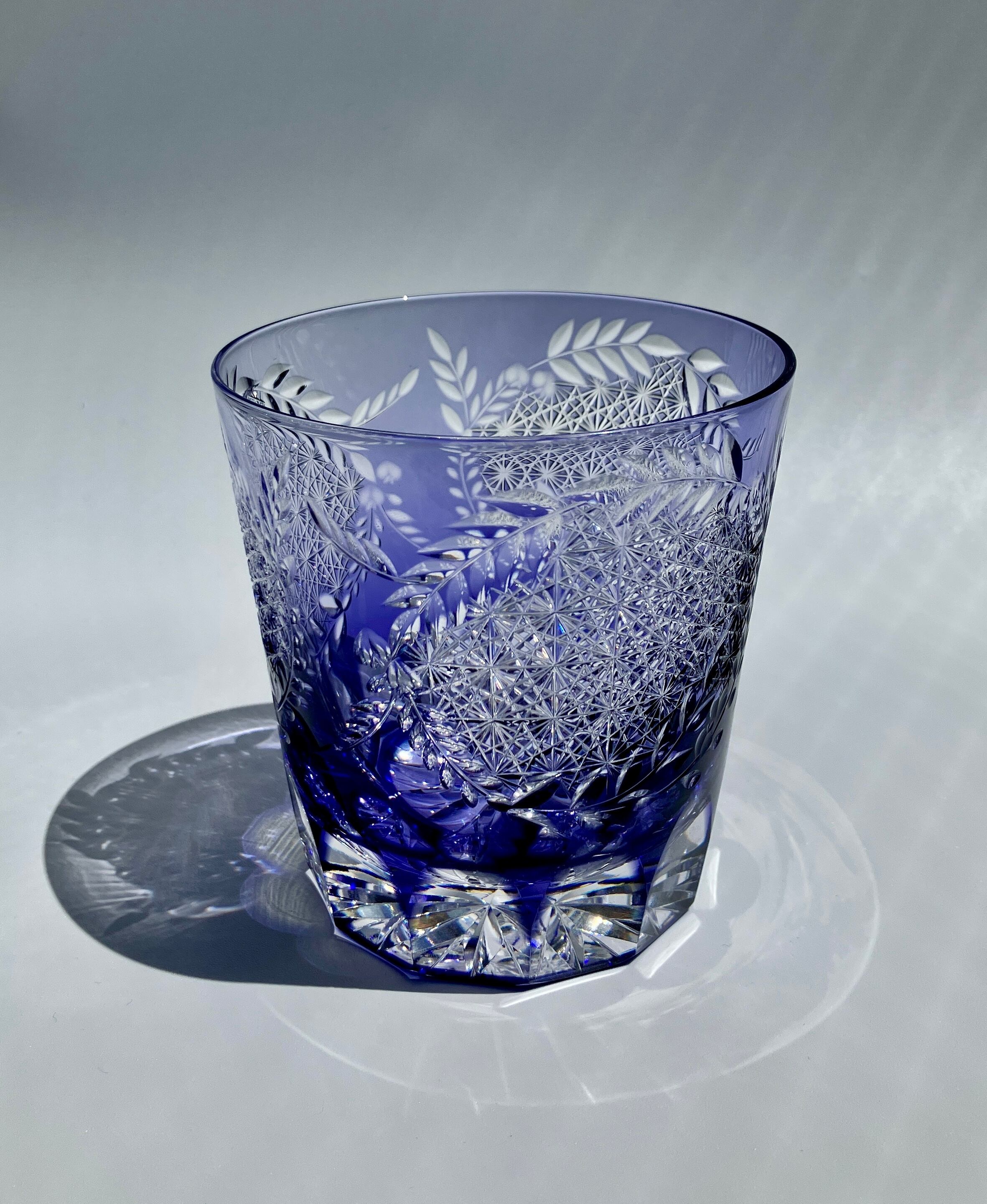 カガミクリスタル謹製　江戸切子　根本達也デザイン　冷酒杯 カガミクリスタル謹製 江戸切子 根本達也デザイン 冷酒杯