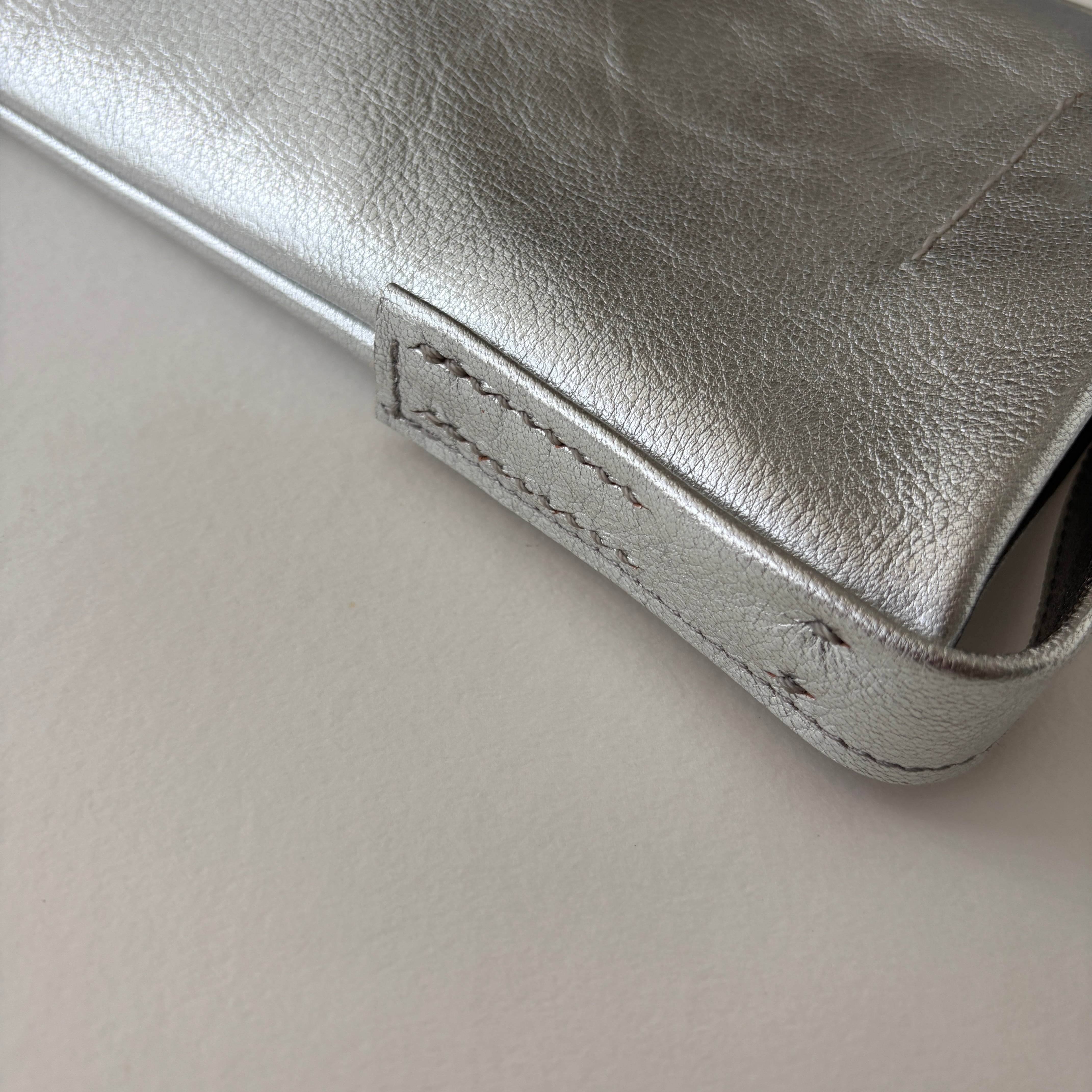 スリムポシェット ゴート革シルバー | n.number(エヌナンバー )は加工