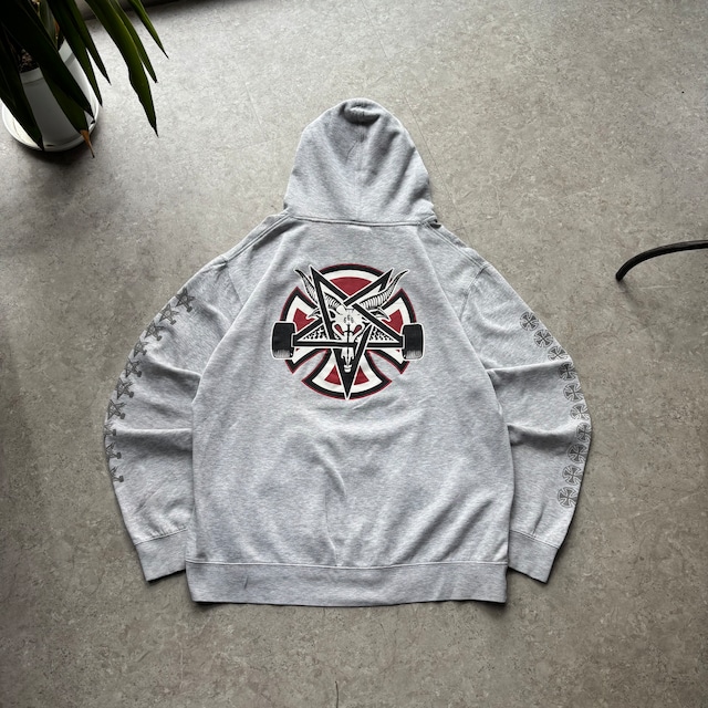 ~00s THRASHER × INDEPENDENT logo hoodie【仙台店】