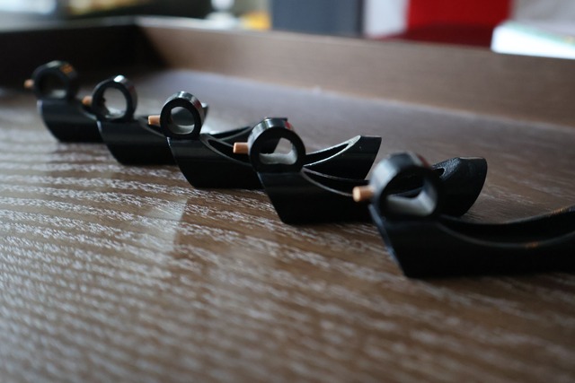 木製 かるがも(黒) 箸置きセット