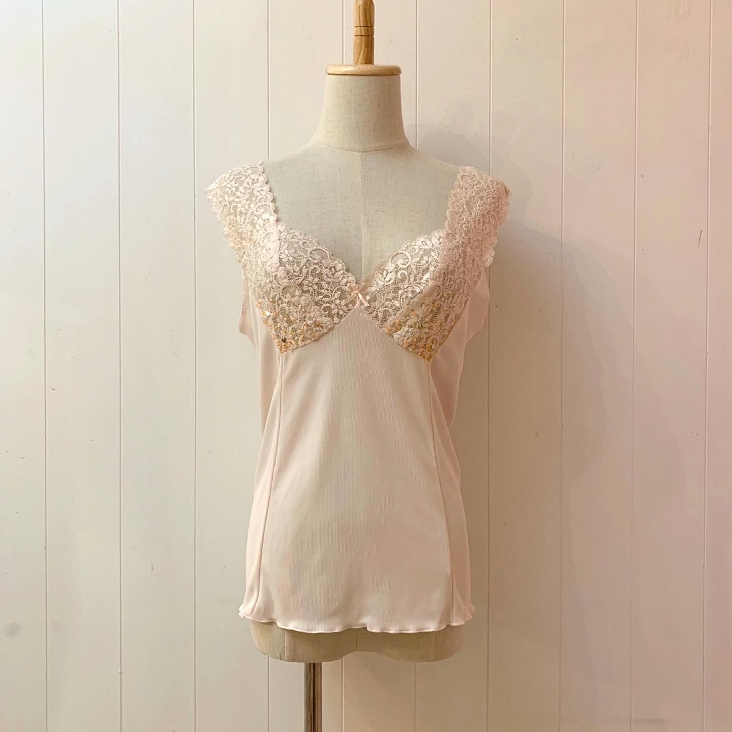 remake : piece of orange hives camisole