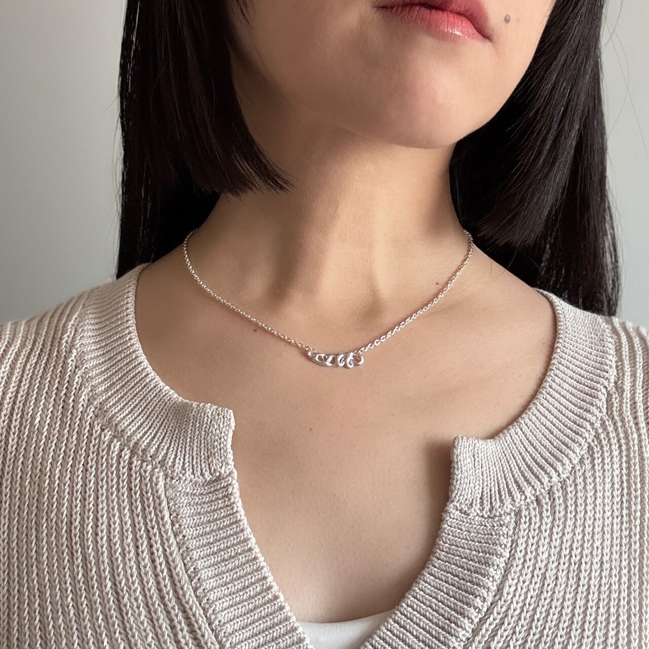 silver accessory sui