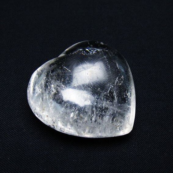 水晶 ハート置物 一点物 145-1433