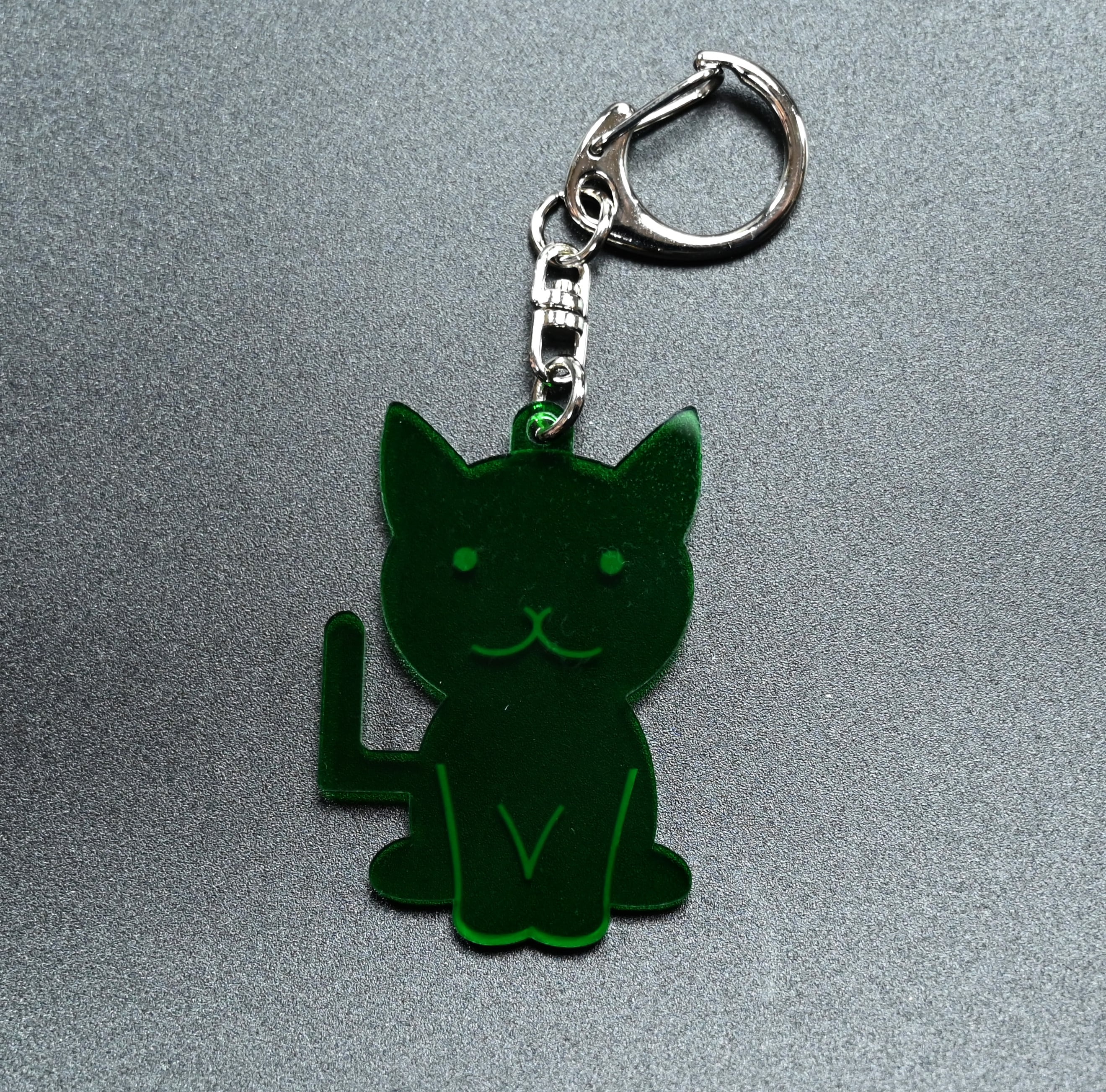 オリジナル 幸運の尾曲がり猫神 ロゴキーホルダー（グリーン） | 長崎