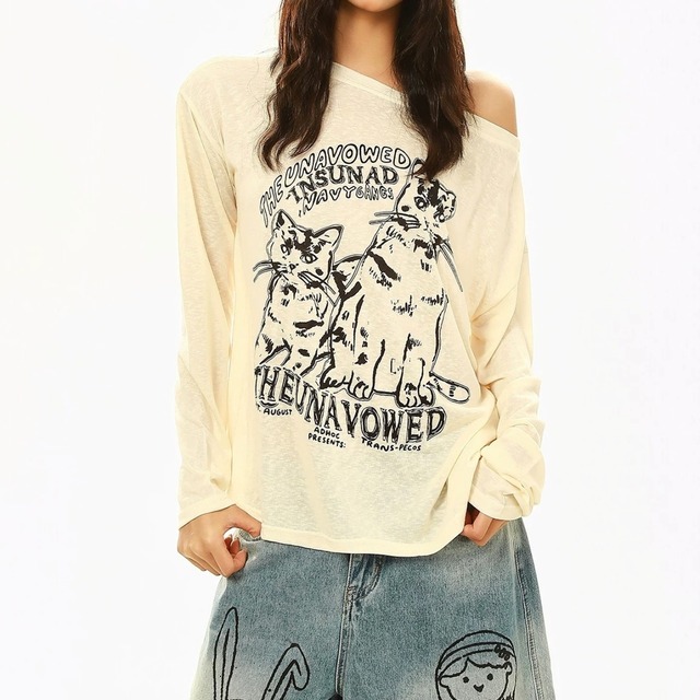 キャットグラフィックボートネックルーズフォルムカットソー 2col   R02580