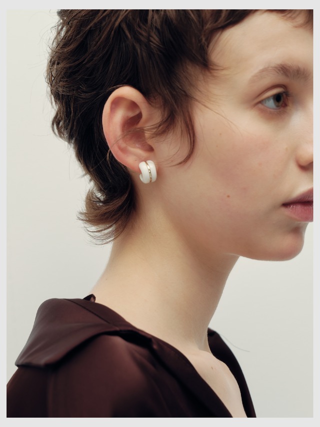 Pierce -Black/White-