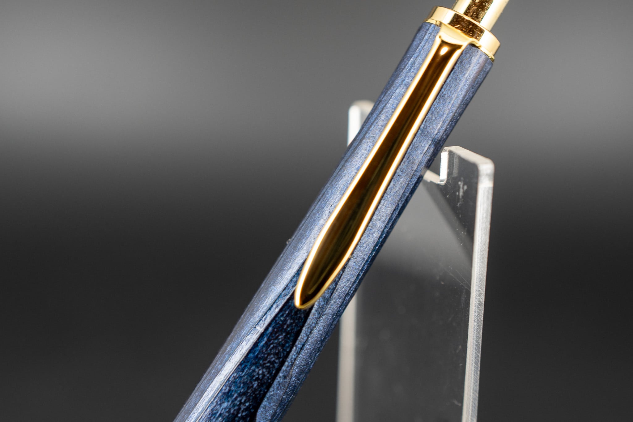 【日本が誇る銘木】屋久杉 浮造り 拭き漆 変わり塗 細軸 gold MP