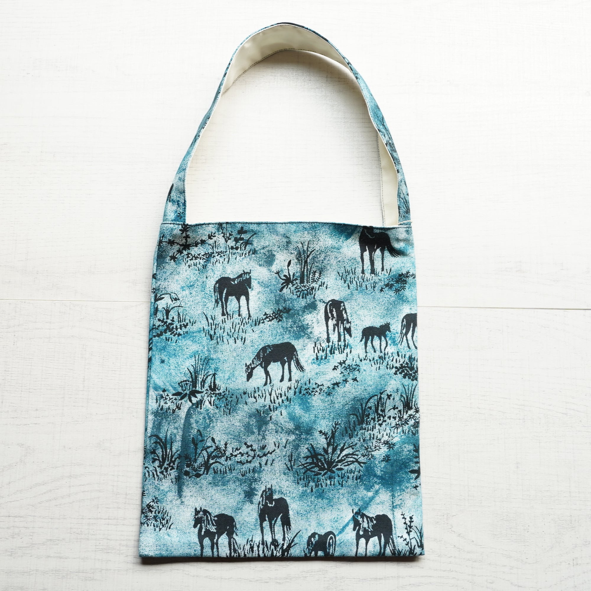 【坂本友希】ミニbag 「ユルリ島」