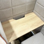 work plus BASED-WIZ PERSONAL BOOTH Gream ワークプラス パーソナルソファデスク リモートワーク 打合わせブース 半個室 集中ブース ワークブース グレー系【中古】【350サイズ】
