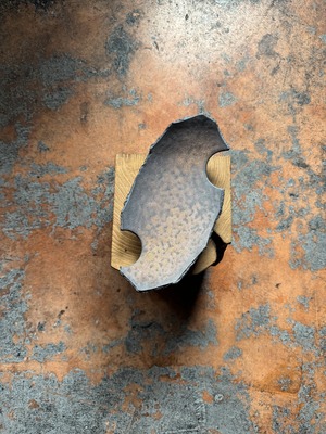 【新着】陶芸作品 脚付皿 deracinefactory 閑野淳氏【料理にもアクセサリー置きにも】