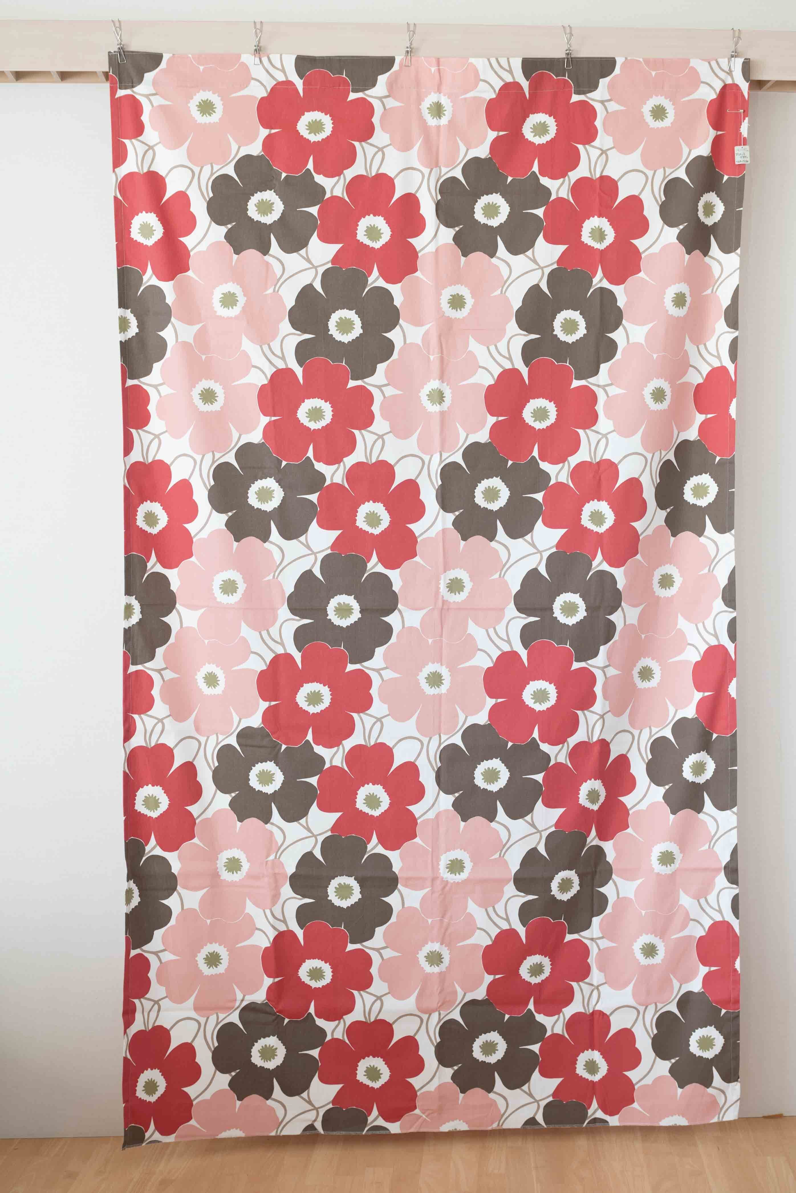 Hemtex ヘムテックス スウェーデン 1970年代 140センチ×240センチ カーテン仕様 マリメッコデザイン 明るいお花柄 コットン100%