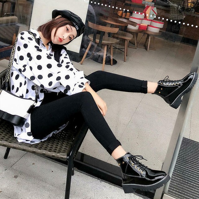 ゴスロリ系 ショートブーツ Jkスタイル 光沢 マット 編み上げ ストリート系 病み可愛い 韓国ファッション 原宿系 10代 代 モード 系ファッション専門店 With U ゴスロリ系 ショートブーツ Jkスタイル 光沢 マット 編み上げ ストリート系 病み可愛い 韓国ファッション 原宿系 10代 代 モード 系ファッション専門店 With U