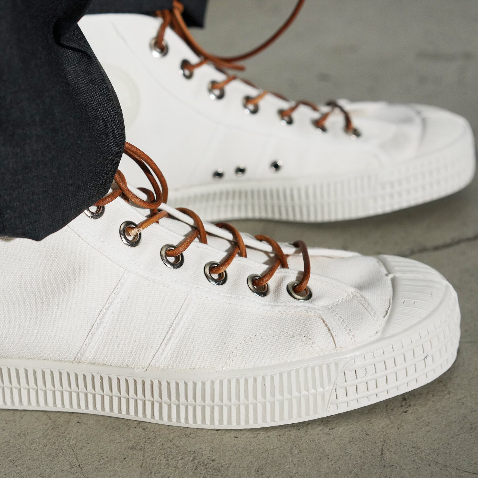 Czech Military Training Shoes 〈White〉 | No,No,Yes ! Leather