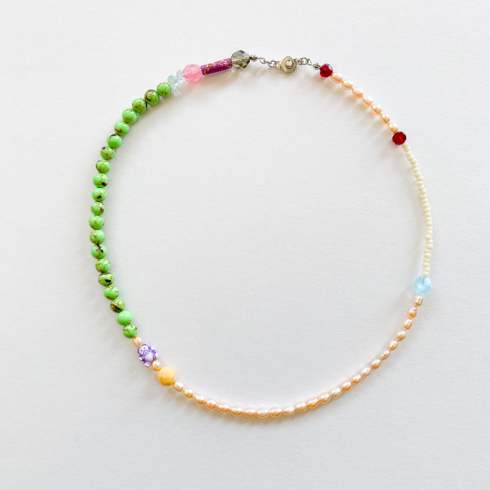 淡水パールとビーズのネックレス