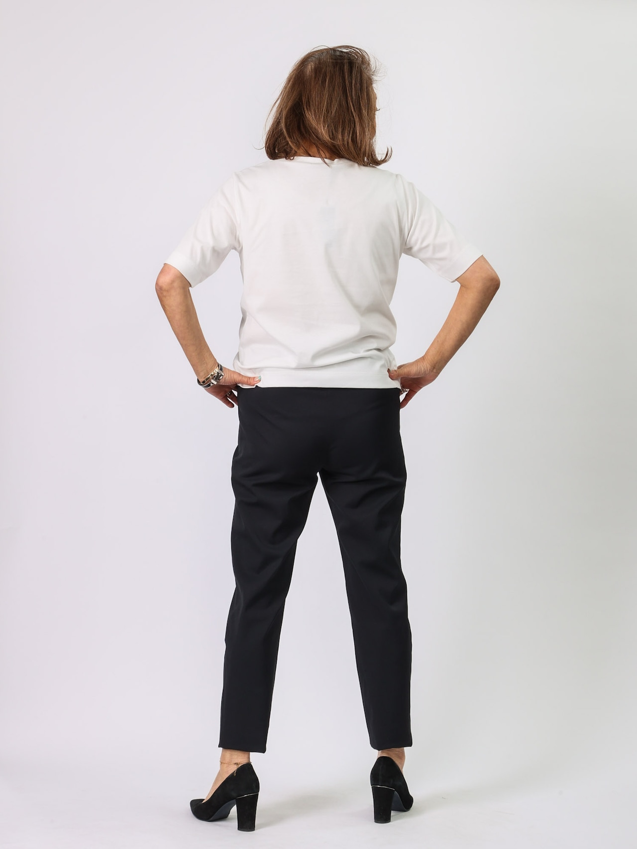 パール風ロゴリボンTシャツ(BEATRICE)