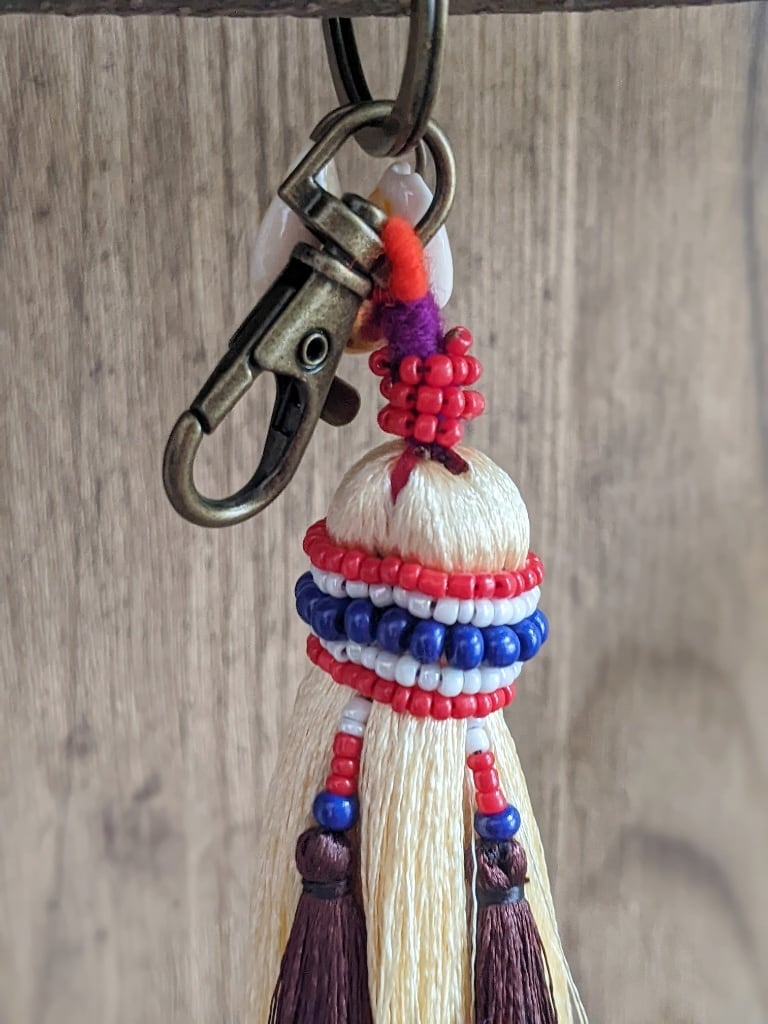 sale＊ チェンマイ カラフルタッセルキーホルダー 小 | sora to tori