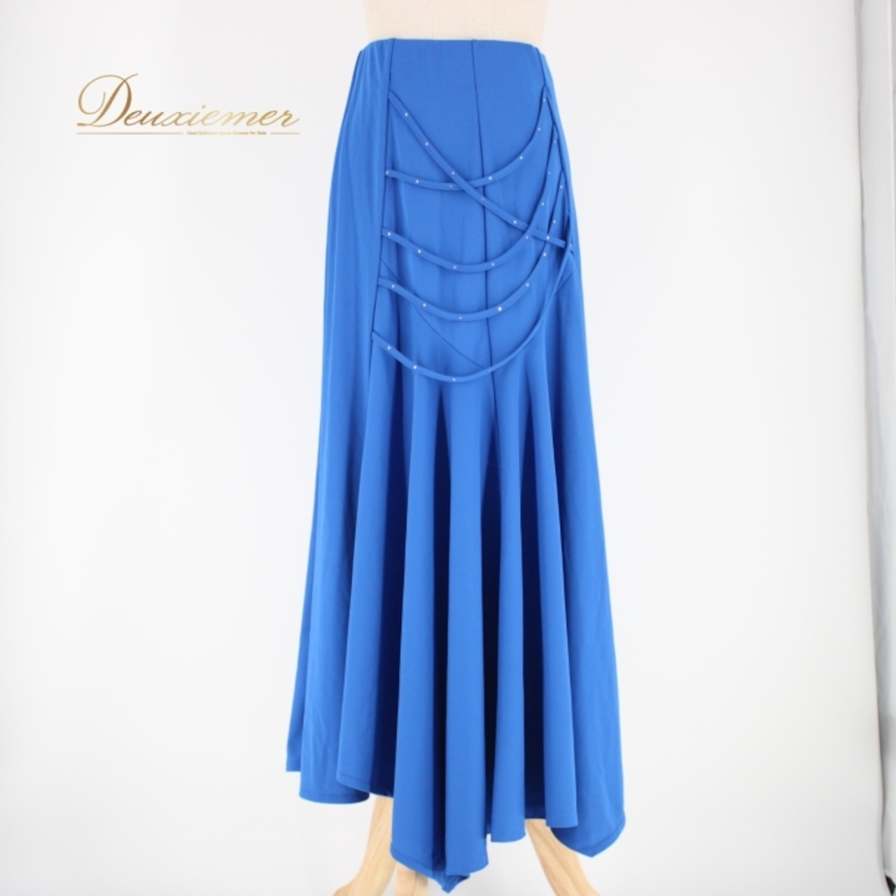 社交ダンス 衣装 スタンダード スカート レッスンウェア レディース ラインストーン 無地 青 ブルー系 シンプル フォーマル 上品 練習着 ダンス スカート 高級 ロイヤルブルー ラインストーン付き おしゃれ ストレッチ 多層 シルエット 動きやすい 大人向け イベント 外出 用途別 セクシー 上品さ 柔らかい 体型カバー