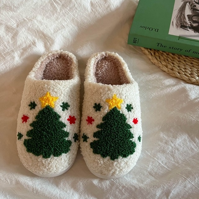 iinクリスマスツリーふわふわスリッパ 2s