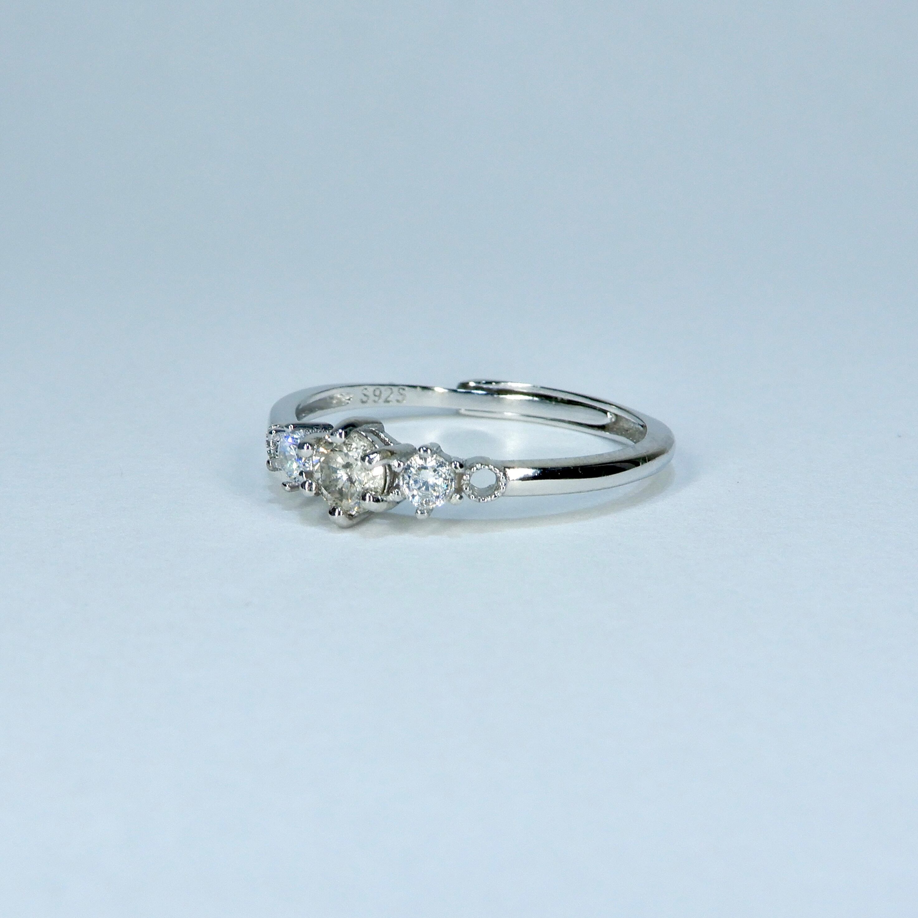 プラいちRing♦︎蛍光ダイヤモンド♦︎