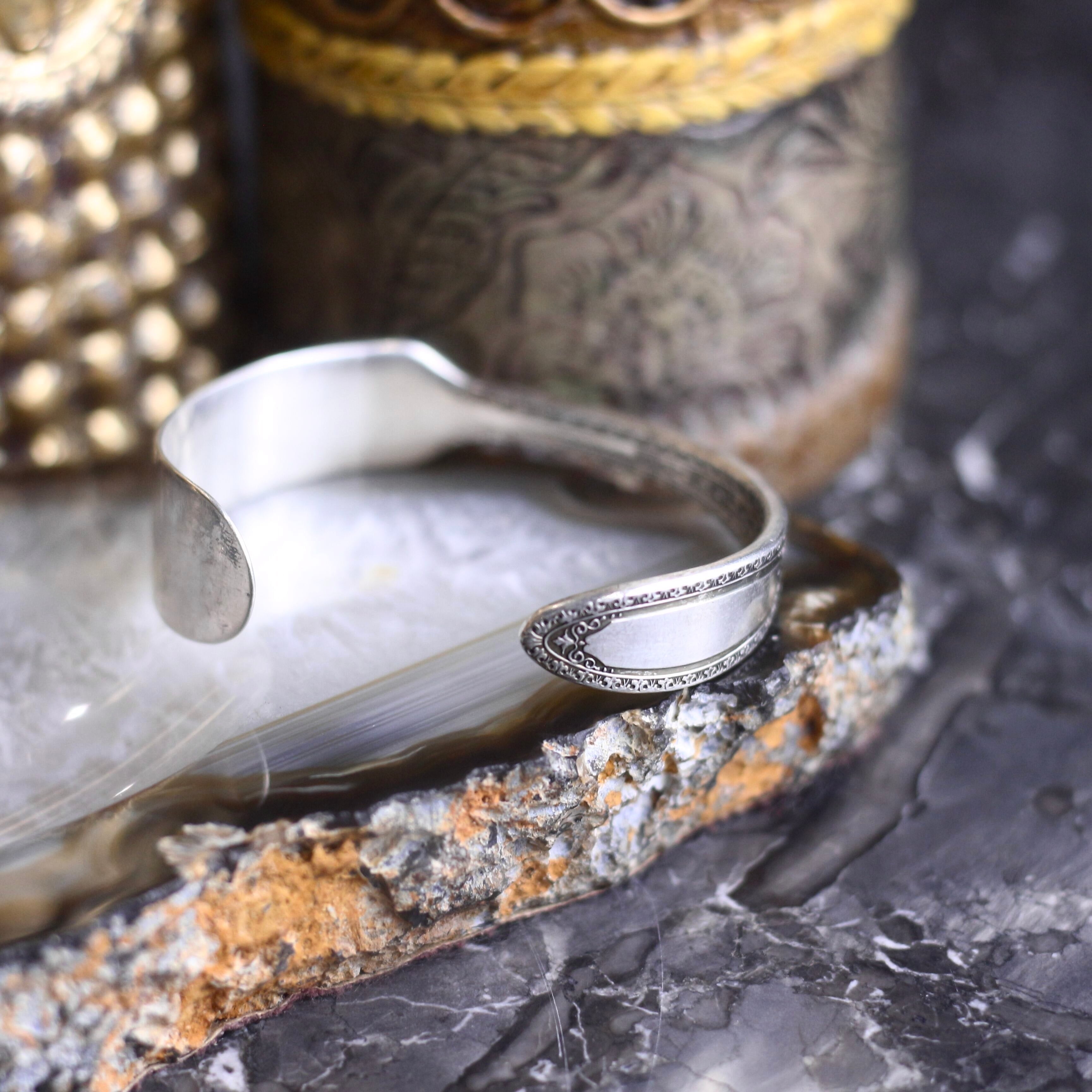 シルバー 彫刻 バターナイフバングル 19th CENTURY〜THE EARLY 20th CENTURY USA VINTAGE SILVER CUTLERY