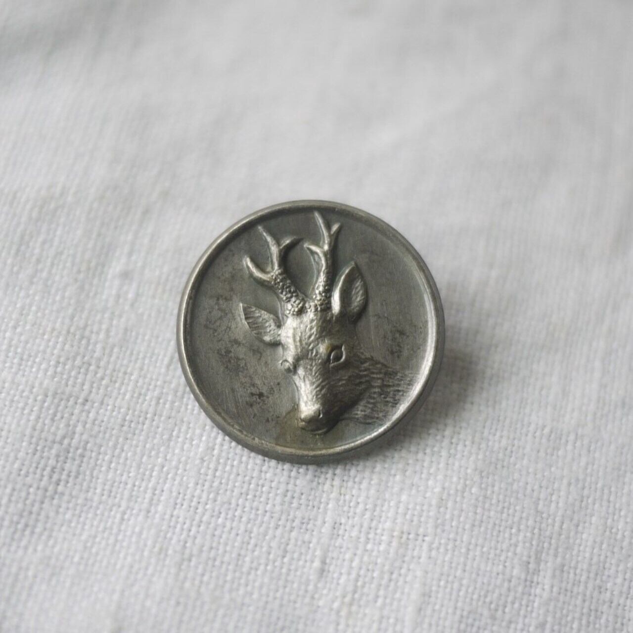 トナカイのメダルピン ドイツ